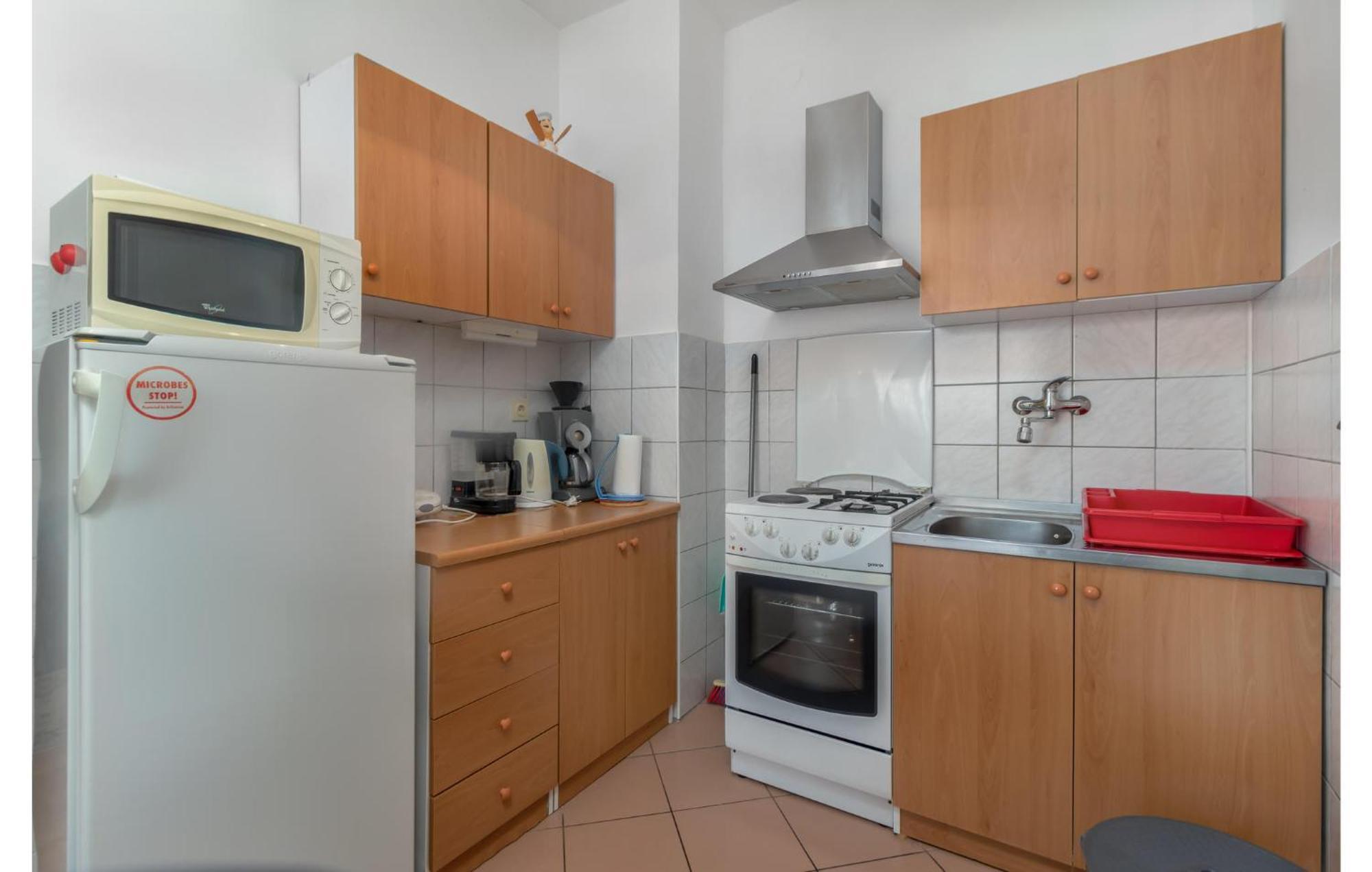 3 Bedroom Awesome Apartment In Novi Vinodolski Eksteriør billede